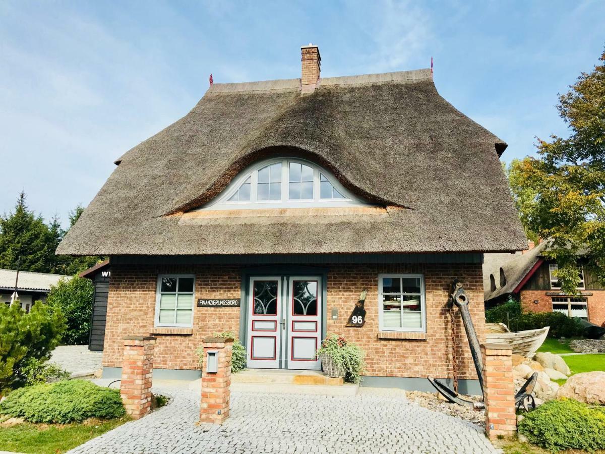 "Kontorhaus" By Ferienhaus Strandgut Born Exterior photo